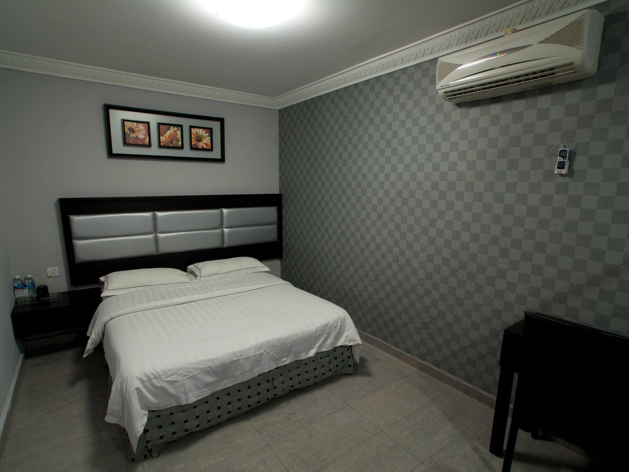 T Hotel Johor Bahru Skudai Exterior photo